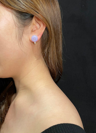 Bonhams A Pair Of Lavender Jadeite And Diamond Huaigu Earrings
