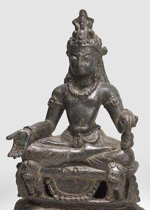 Bonhams : STATUE DE MAITREYA EN ALLIAGE DE CUIVRE VALLÉE DE SWAT, CIRCA ...