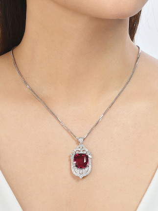 RUBELLITE TOURMALINE AND DIAMOND PENDANT NECKLACE image 4