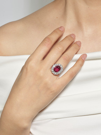 RUBY AND DIAMOND RING image 2