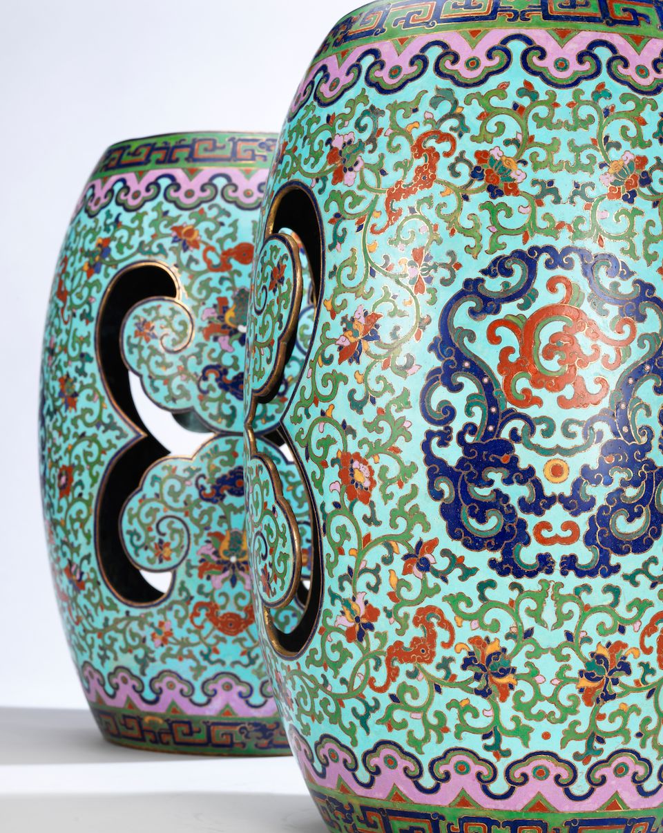 A rare pair of Imperial champlevé enamel openwork garden seats Qianlong (2)