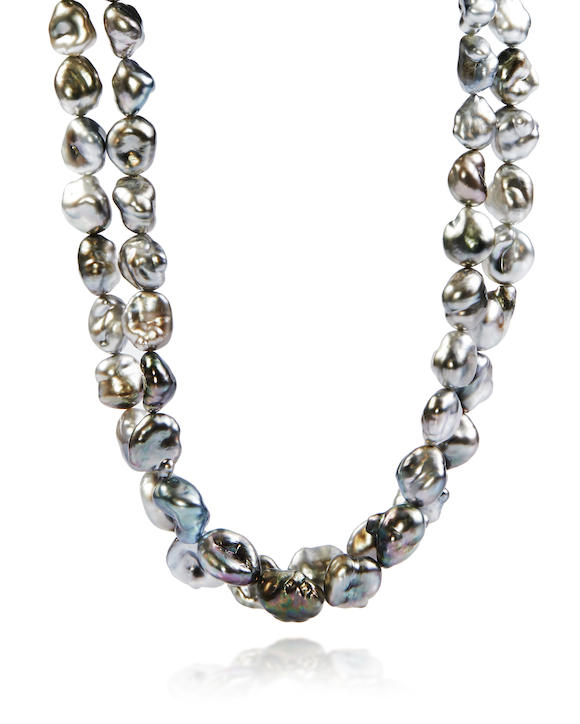 Bonhams : A TAHITIAN KESHI PEARL NECKLACE