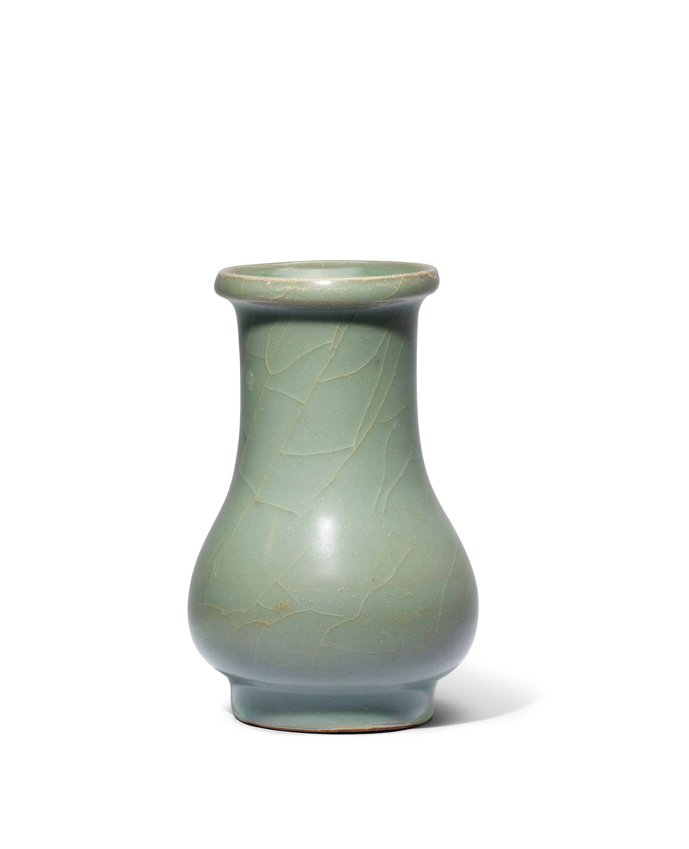 Bonhams A LONGQUAN CELADON PEARSHAPED VASE Southern Song Dynasty (2)