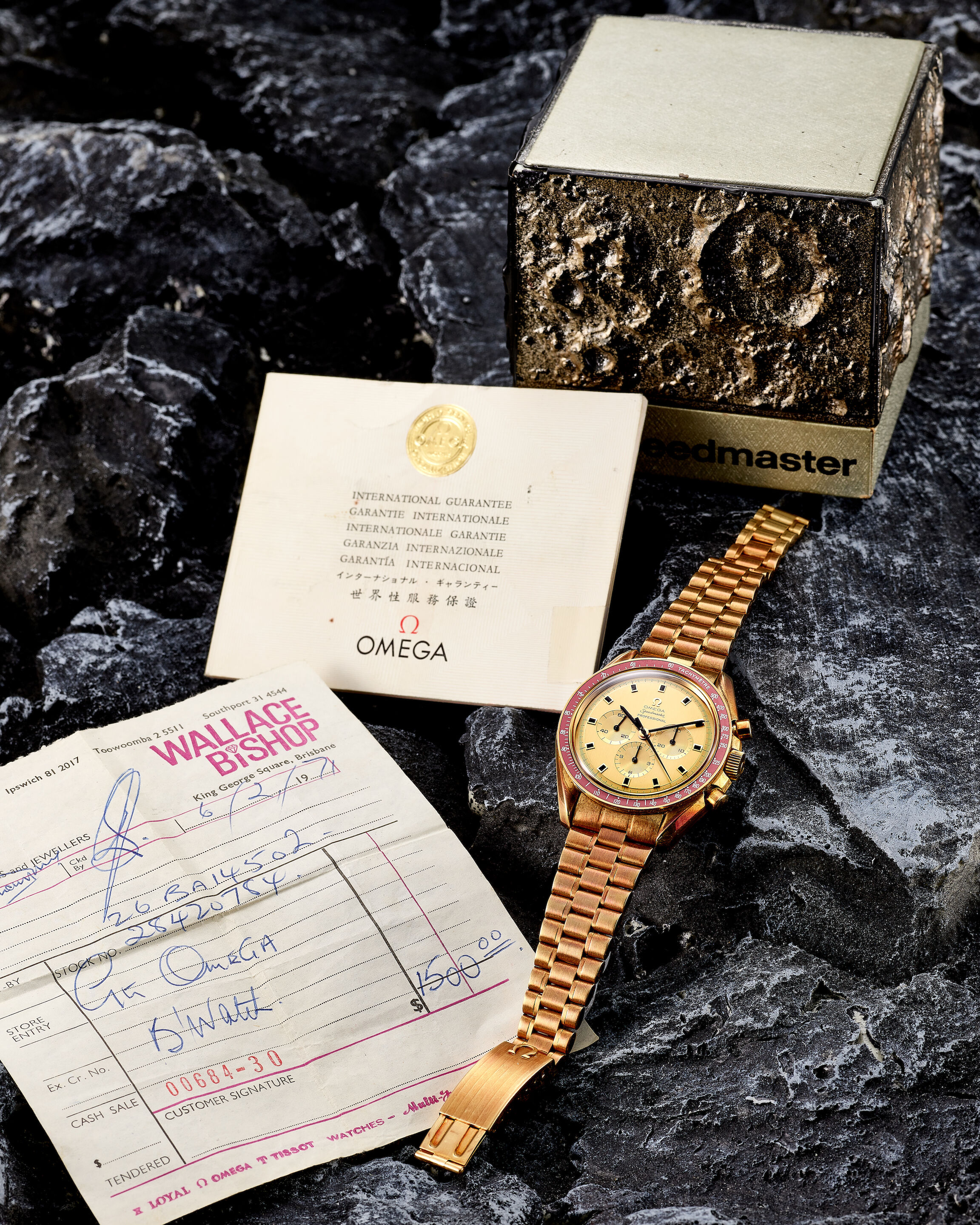 Bonhams : OMEGA | SPEEDMASTER PROFESSIONAL APOLLO XI 1969, REF 