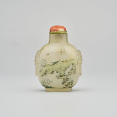 AN INSIDE PAINTED AGATE 'CRICKET' SNUFF BOTTLE Signed Wang Xisan (b. 1938), 20th century