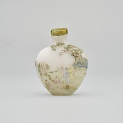 AN ENAMELLED MILKY GLASS 'LANDSCAPE AND FIGURES' SNUFF BOTTLE Guyuexuan mark, Republic Period