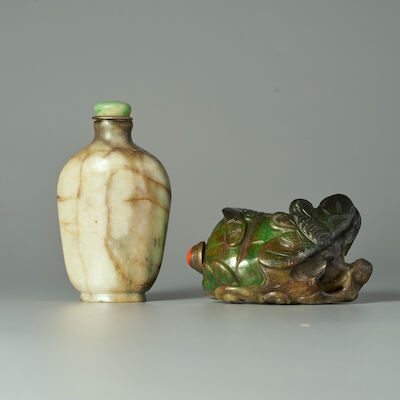TWO BLACK AND GREEN JADEITE SNUFF BOTTLES 19th/20th century (2)