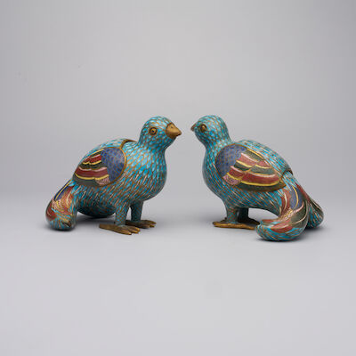 A PAIR OF CLOISONNE ENAMEL 'BIRD' INCENSE BURNERS AND COVERS 20th century (2)