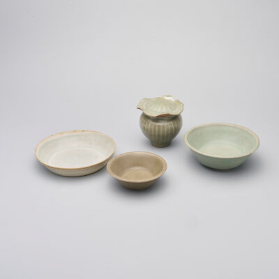 FOUR LONGQUAN AND QINGBAI WARES 13th to 15th century (4)