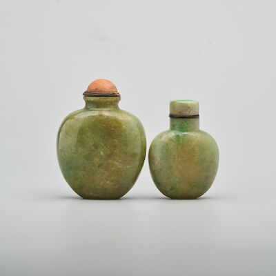TWO GREEN JADEITE SNUFF BOTTLES 19th century (2)