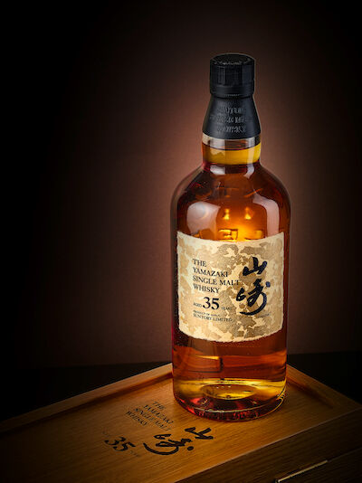 山崎 Yamazaki 35 Year Old (1x 700ml)