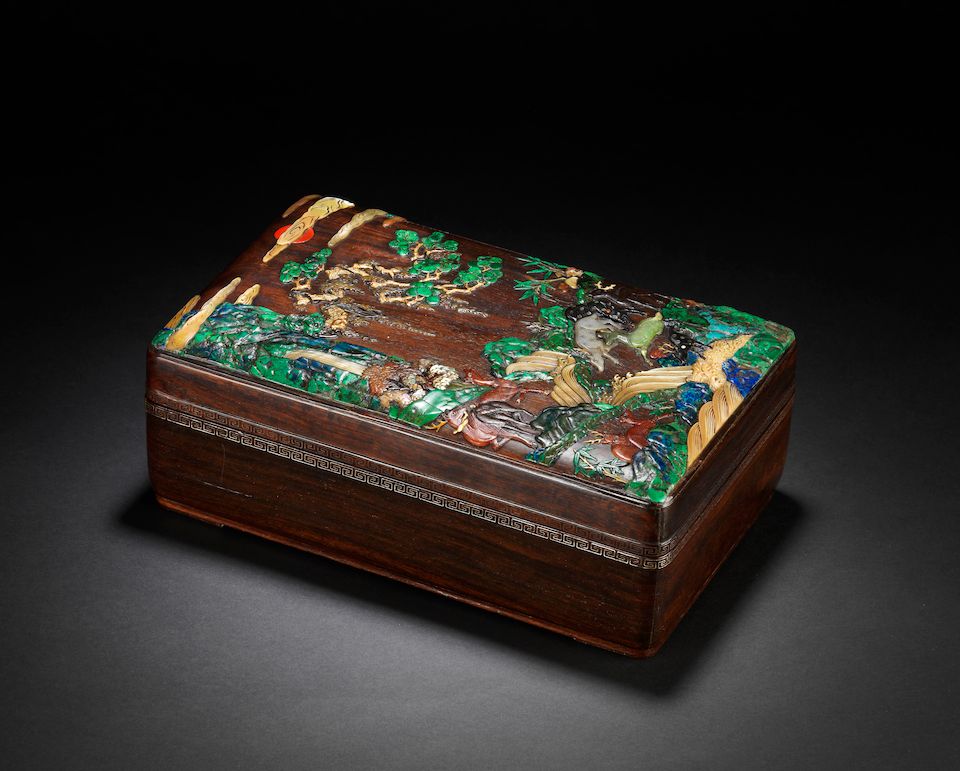 An exceptional finely-inlaid 'hundred deer' zitan box and cover Kangxi (3)