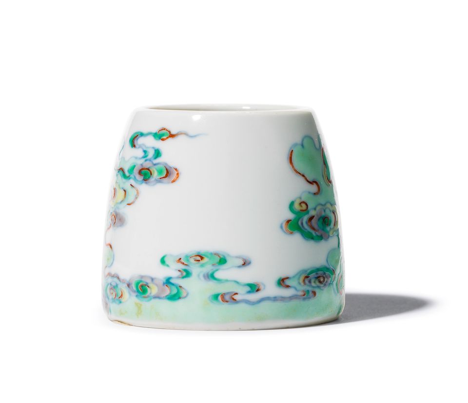 A pair of exceptionally rare Imperial doucai waterpots Yongzheng six-character marks and of the period (4)