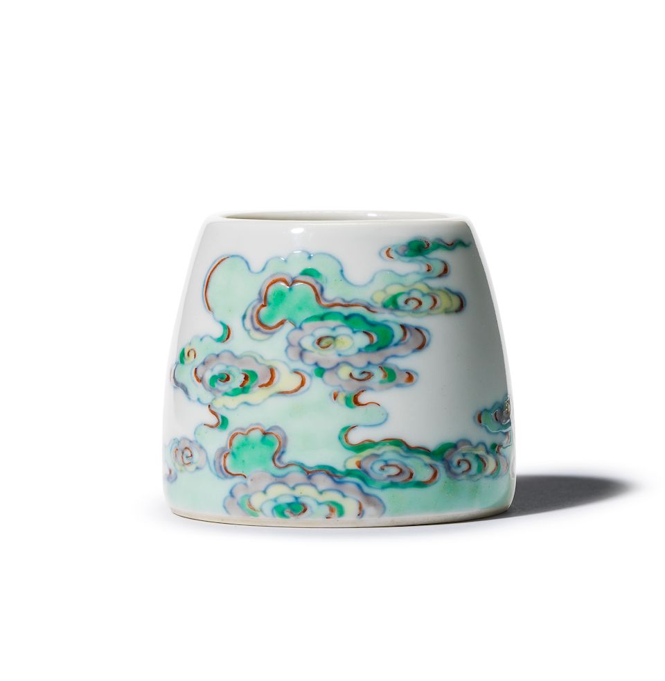 A pair of exceptionally rare Imperial doucai waterpots Yongzheng six-character marks and of the period (4)