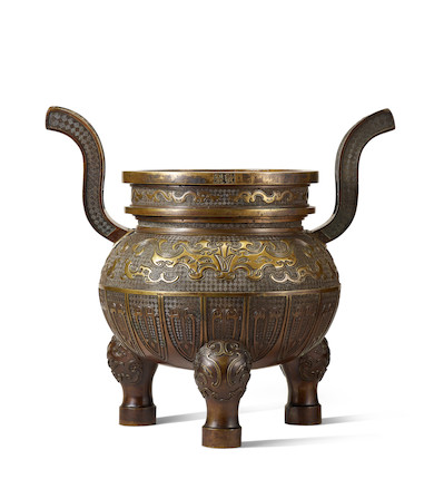A very rare and large imperial bronze incense burner, chaoguanlu Yongzheng six-character mark and Jing Zhi two-character mark and of the period (2) image 1