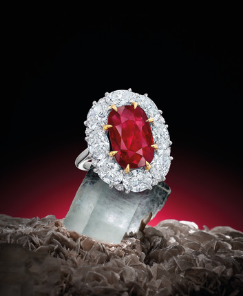 IMPORTANT RUBY AND DIAMOND RING image 1