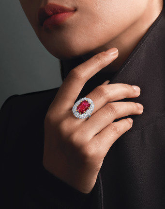 IMPORTANT RUBY AND DIAMOND RING image 16