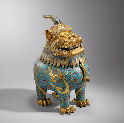 A HIGHLY IMPORTANT AND EXCEEDINGLY RARE IMPERIAL CLOISONNÉ ENAMEL INCENSE BURNER, LUDUAN Incised Qianlong six-character mark and of the period image 4