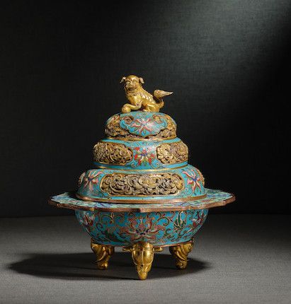 A SMALL CLOISONNE ENAMEL INCENSE BURNER AND COVER Qing Dynasty (2) image 1