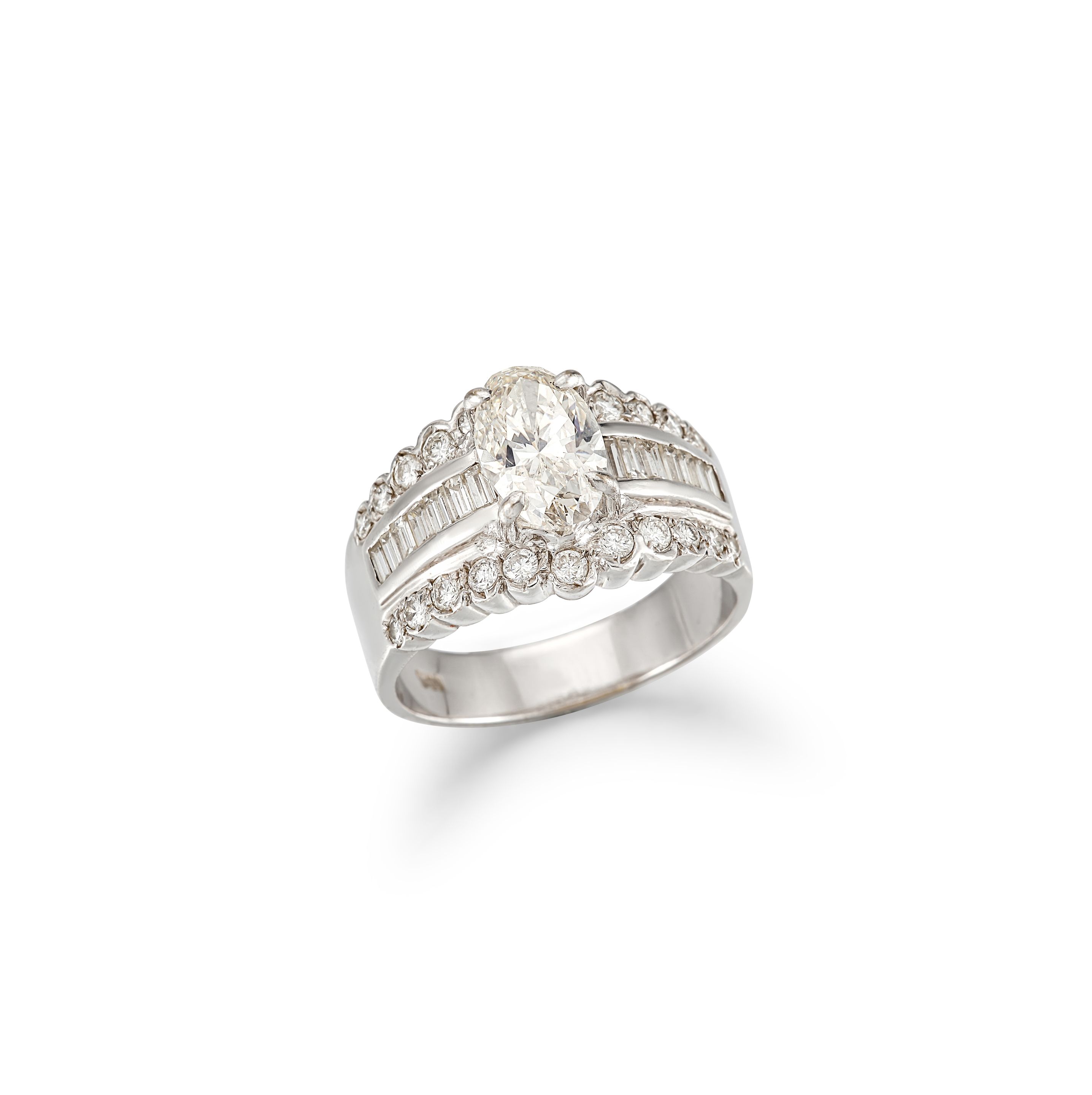 DIAMOND RING